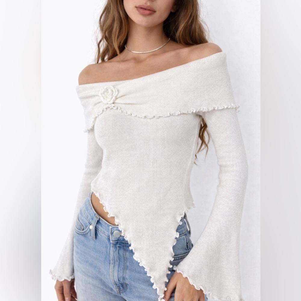White Off Shoulder Knit Top Bell Sleeve Asymmetrical Hem